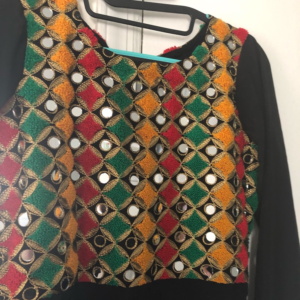 Pakistani Formal Frock With Net Dupta - image 3